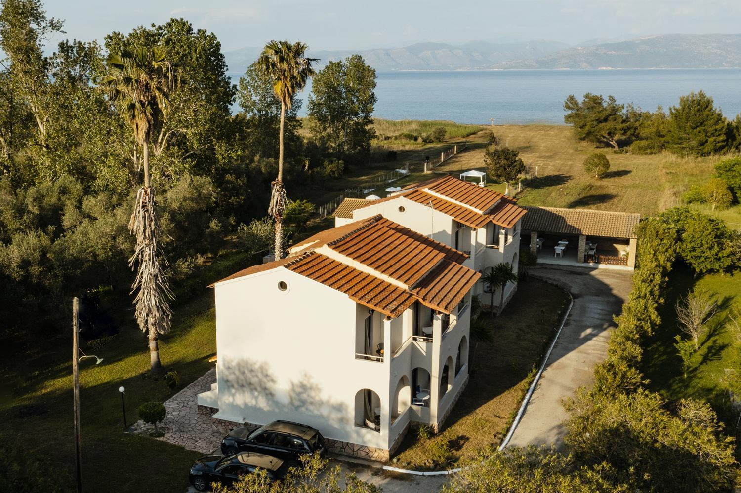 Parakladi Seaside Retreat * Lefkímmi