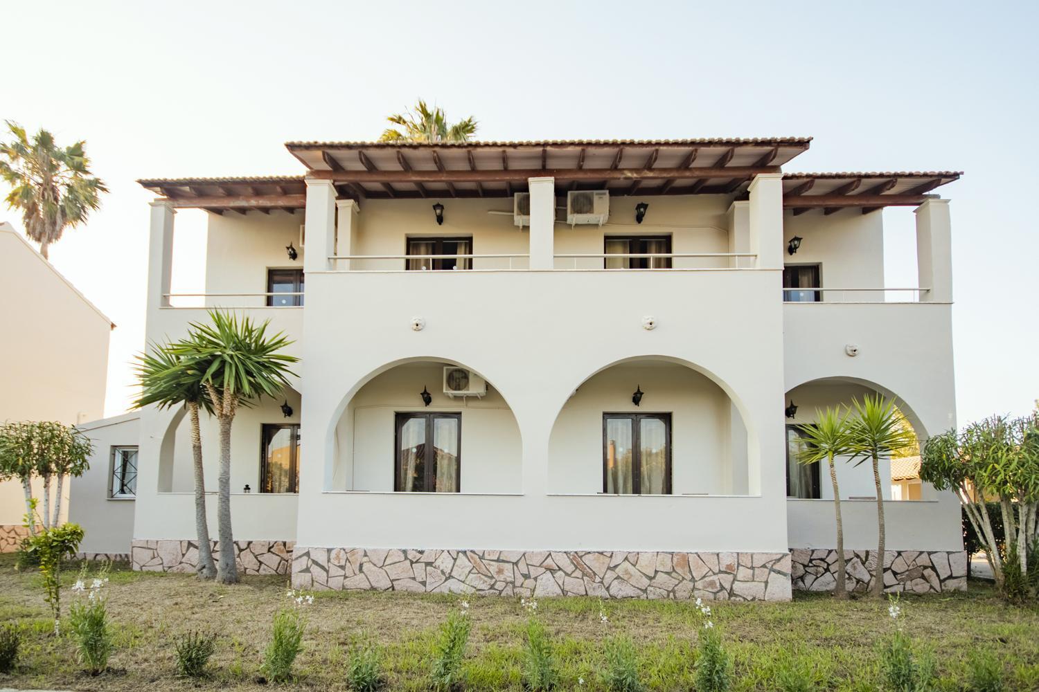 Apartment Parakladi Seaside Retreat *